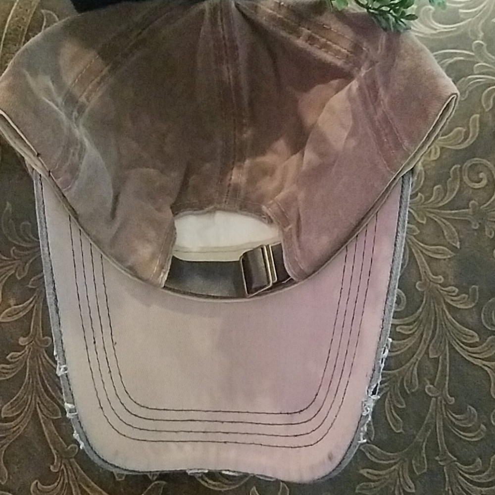 baseball hat - Picture 3 of 4